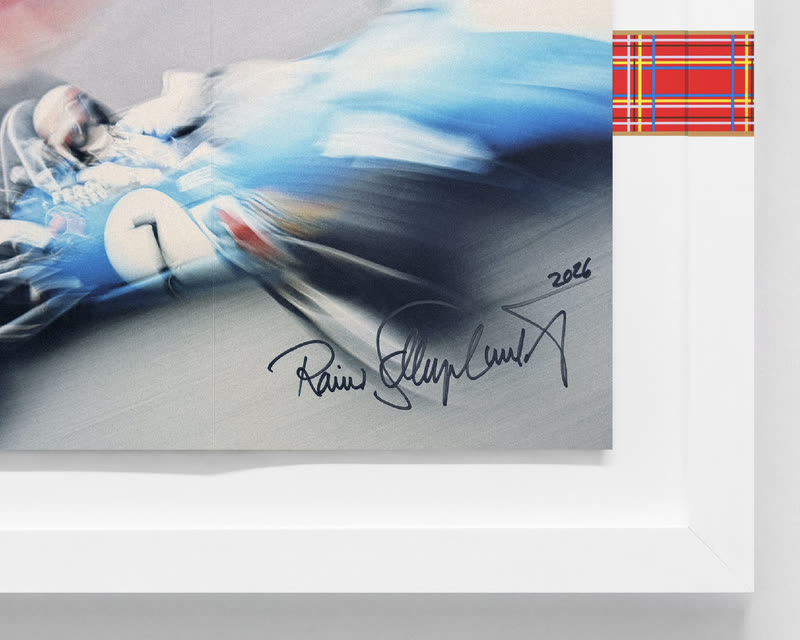 Rainer W. Schlegelmilch's signature on the framed Rainer-signed edition